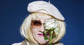 GASTSPIEL Irmgard Knef • Noch da! 100 Jahr, blondes Haar